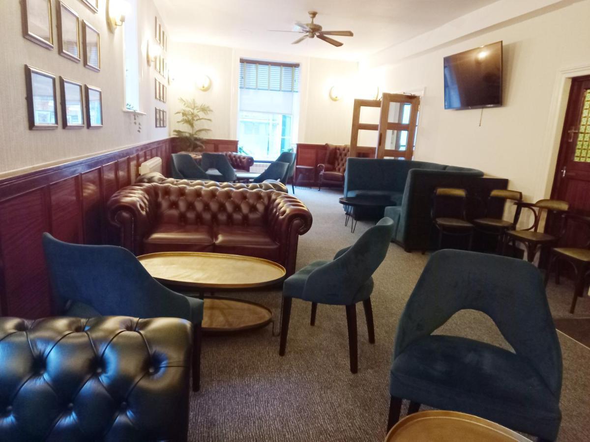 Royal Sportsman Porthmadog